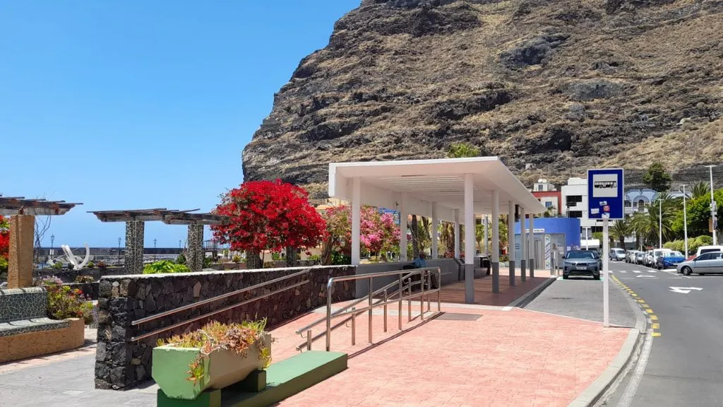 Bushaltestelle am Strand von Tazacorte la palma