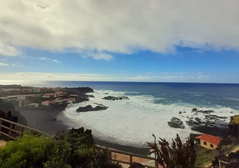 strand von puntalarga in fuencaliente