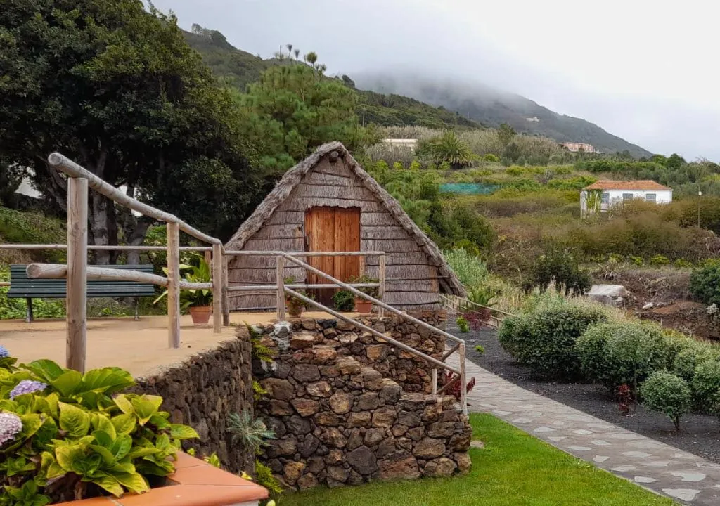 traditionelles Erntehaus puntallana la palma