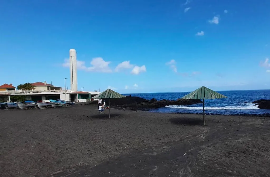 salemera strand in villa de mazo