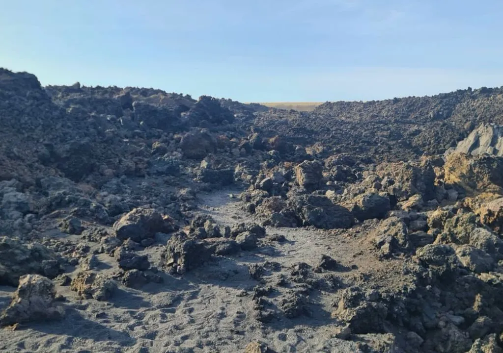 walk to the volcanic pool in fuencaliente