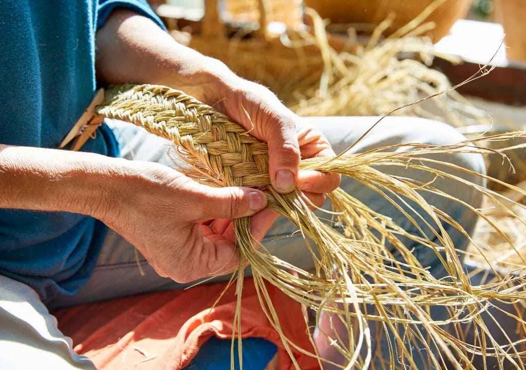 handmade basketry in mazo market