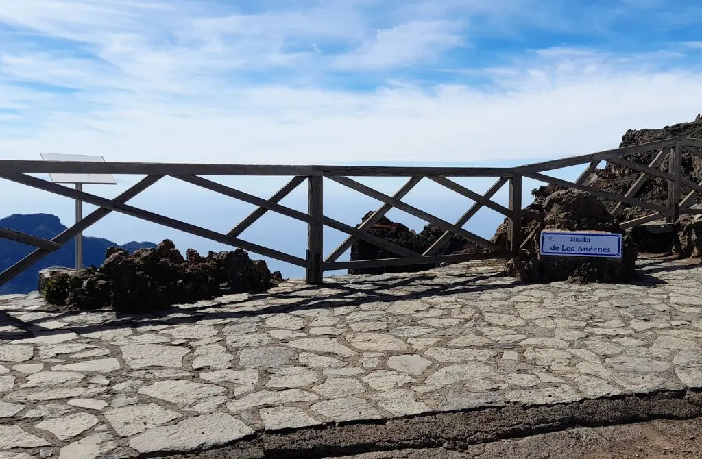 Panoramic viewpoint in los andenes