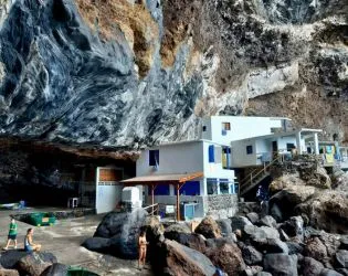 homes in candelaria cave