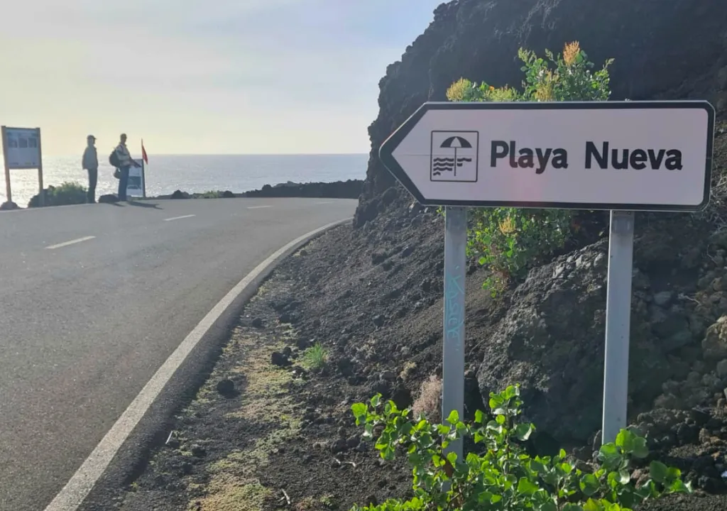 cartel para ir a la playa echentive