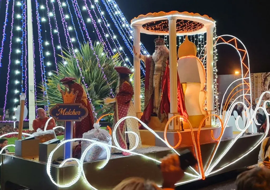 cabalgada de los reyes: melchor en santa cruz